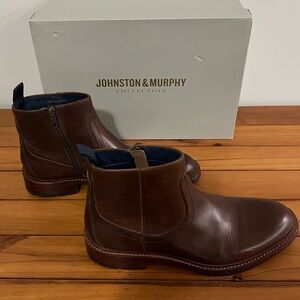 Johnston & Murphy Men’s Knox Brandy Full Grain Zip Boot Size 8.5 M